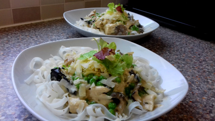 Chicken & Mushroom Pasta / Rice Noodles