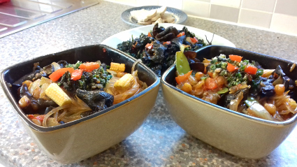 Spinach and Glass Noodles with Crackling Spinach and Seaweed